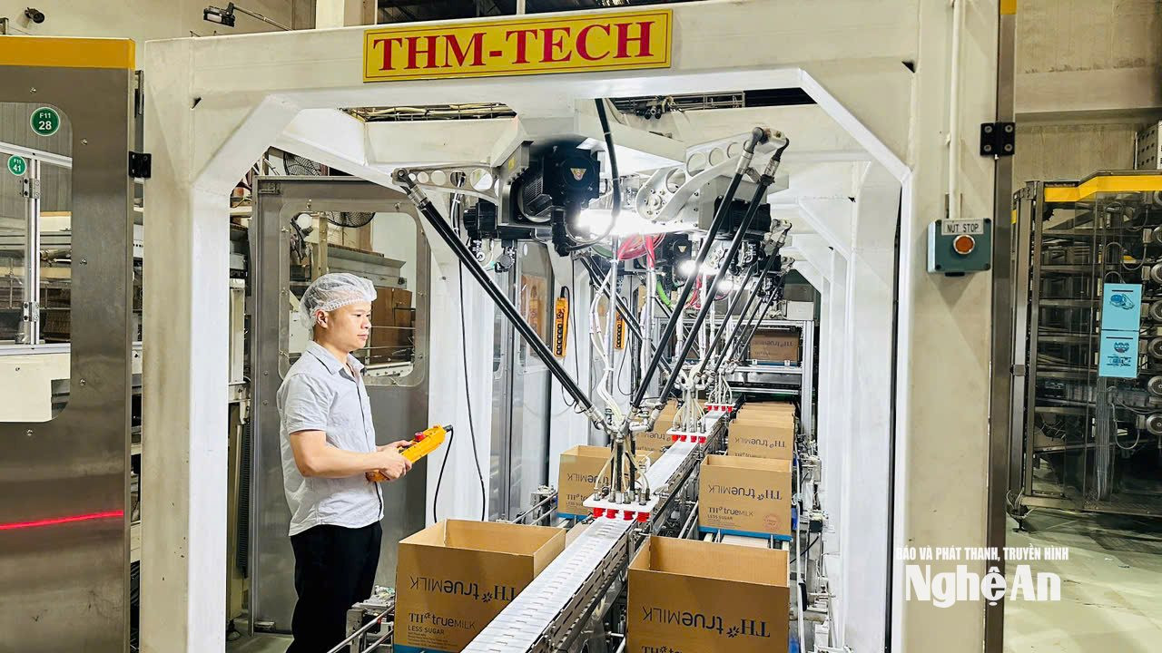 Anh Trần Văn Mạnh - Công ty CP Thực phẩm sữa TH. Ảnh NVCC