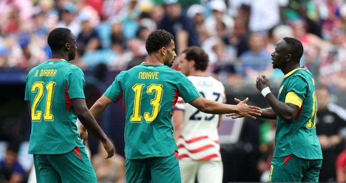 Sadio Mane lập cú đúp đẳng cấp trong trận giao hữu với tuyển Mỹ.