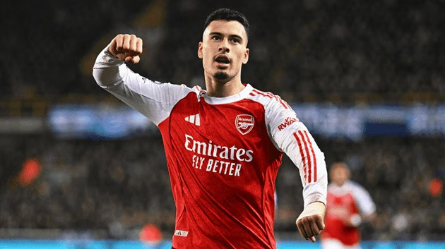 Bayern Munich và PSG quan tâm đến Gabriel Martinelli
