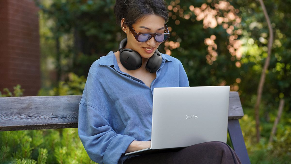 Dell XPS 13 có thiết kế mỏng nhẹ kỷ lục
