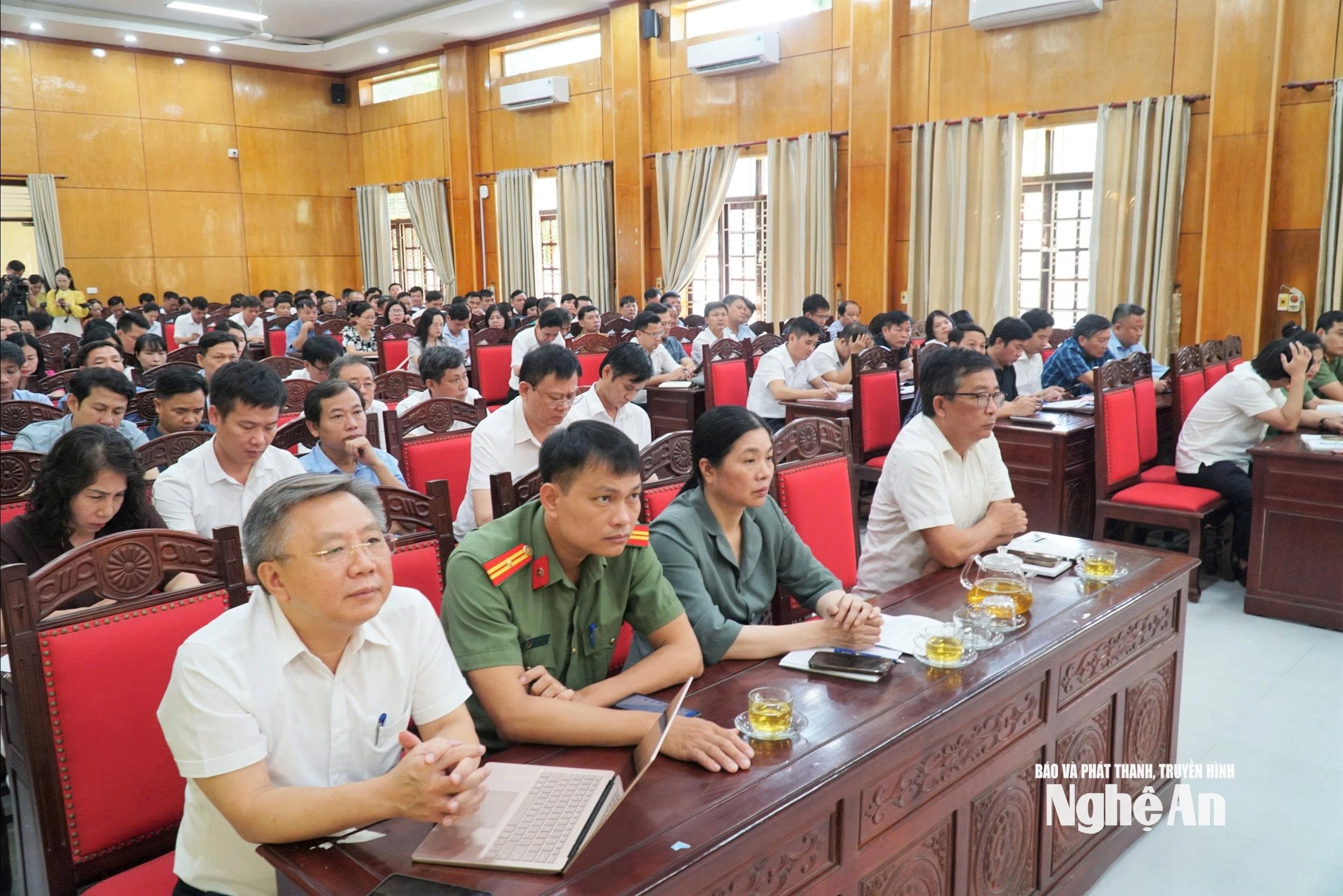 Các đại biểu tham dự hội nghị. Ảnh - Mỹ Hà