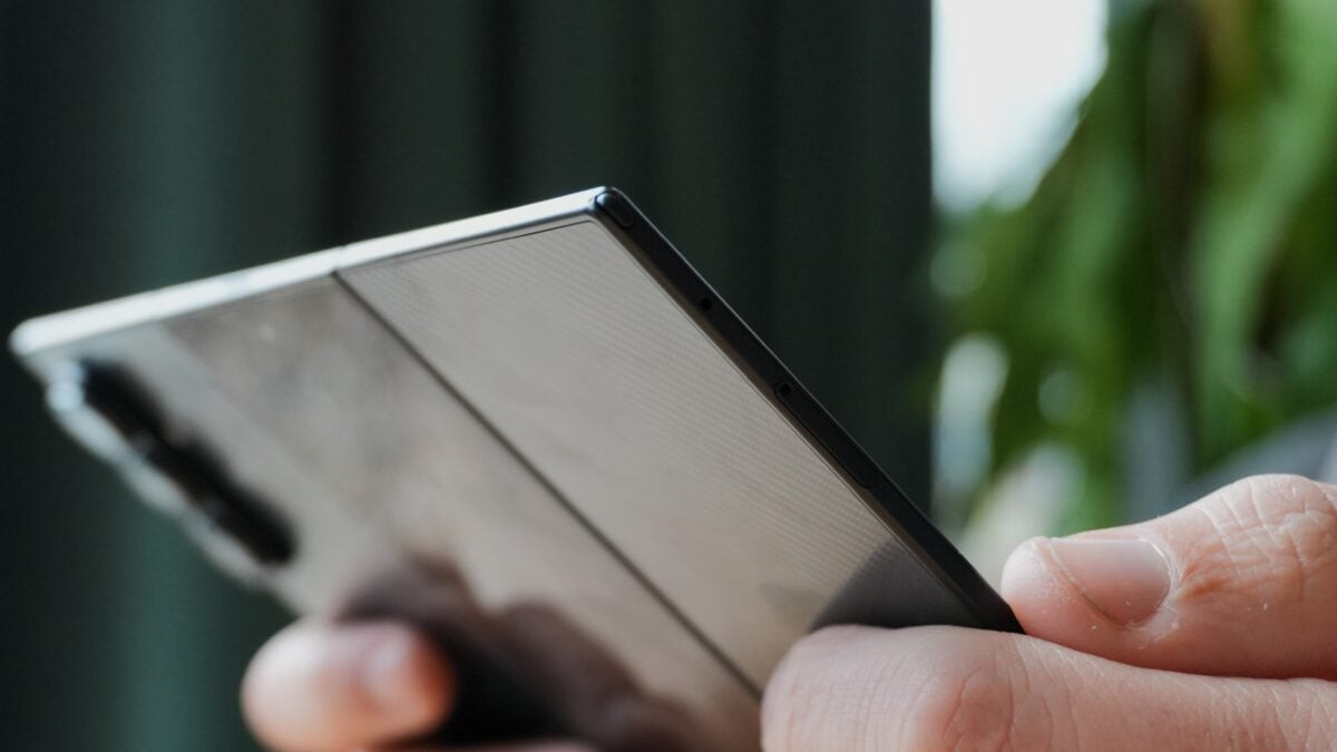 Galaxy Z Fold8 là điện thoại gập rộng mới của Samsung