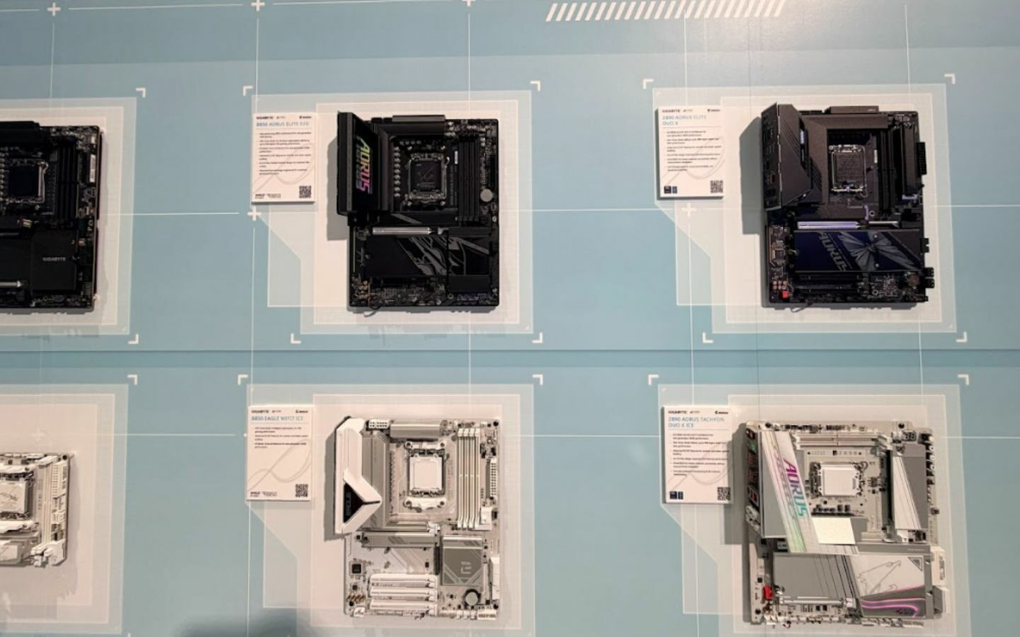 Gian hàng GIGABYTE tại COMPUTEX 2026 với hệ sinh thái INFINITY