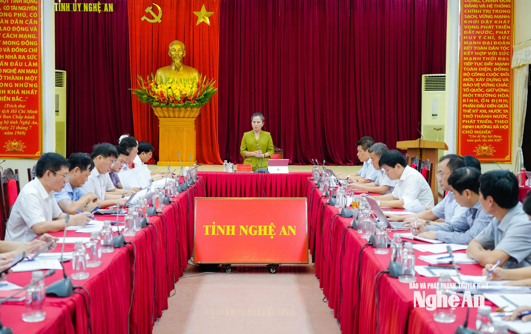 bna_-toan-canh.jpg
