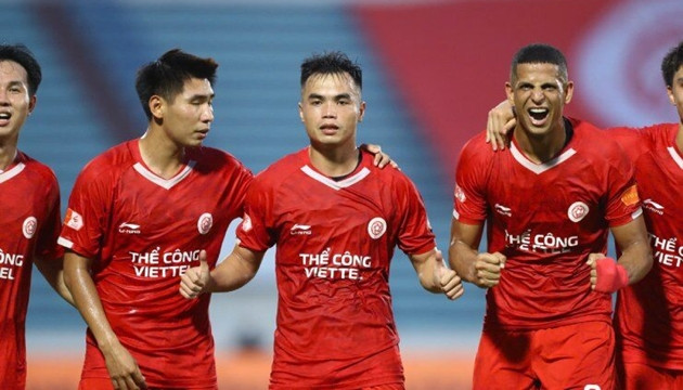 Nguyễn Đức Hoàng Minh ghi bàn thắng quyết định cho Thể Công Viettel.