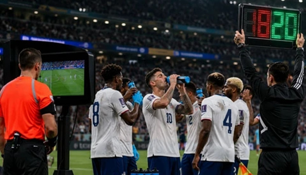 Các luật mới được áp dụng tại World Cup 2026 nhằm tăng tính minh bạch và giảm thời gian bóng chết.