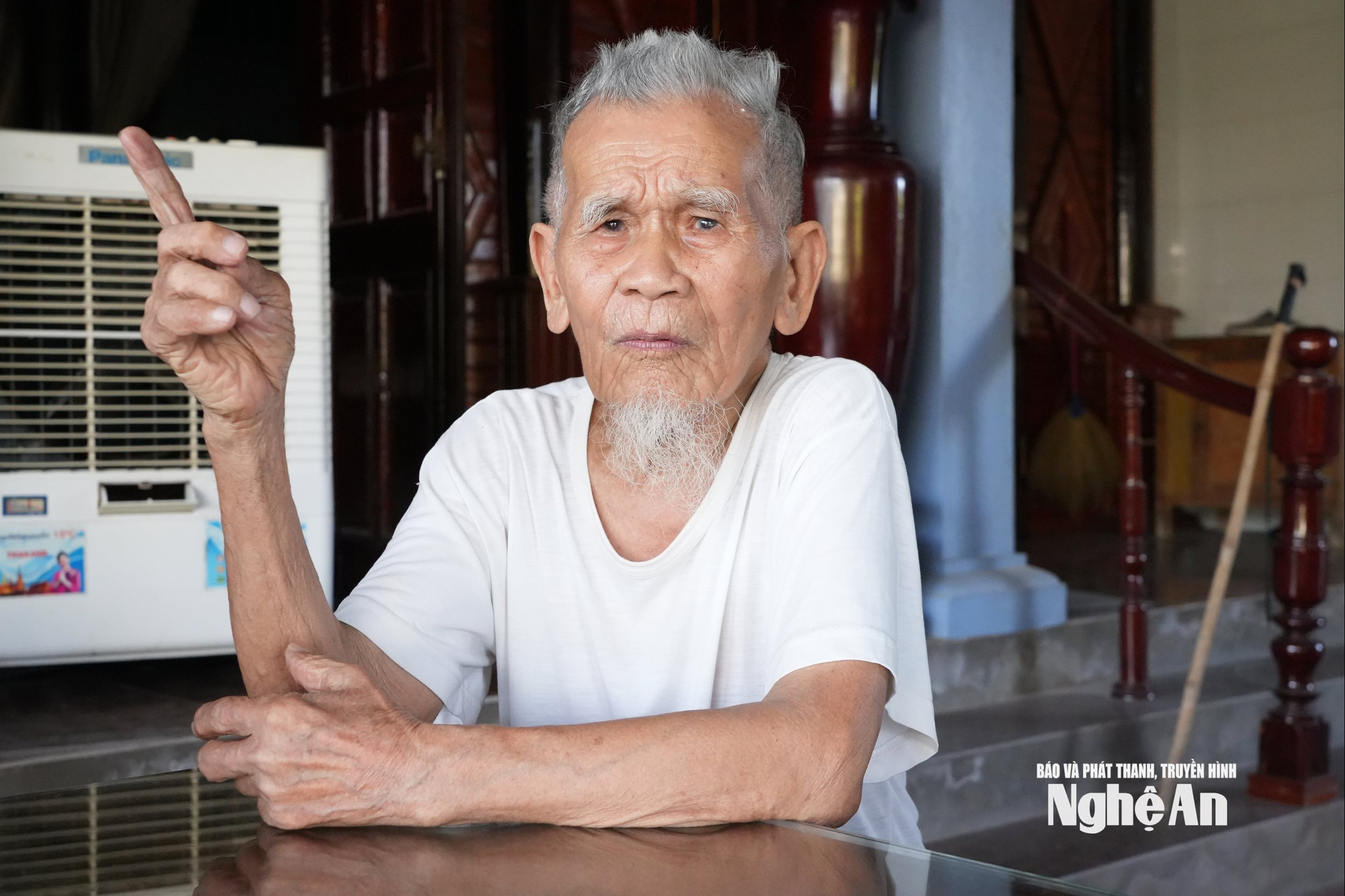 Cụ Nguyễn Tú Châu