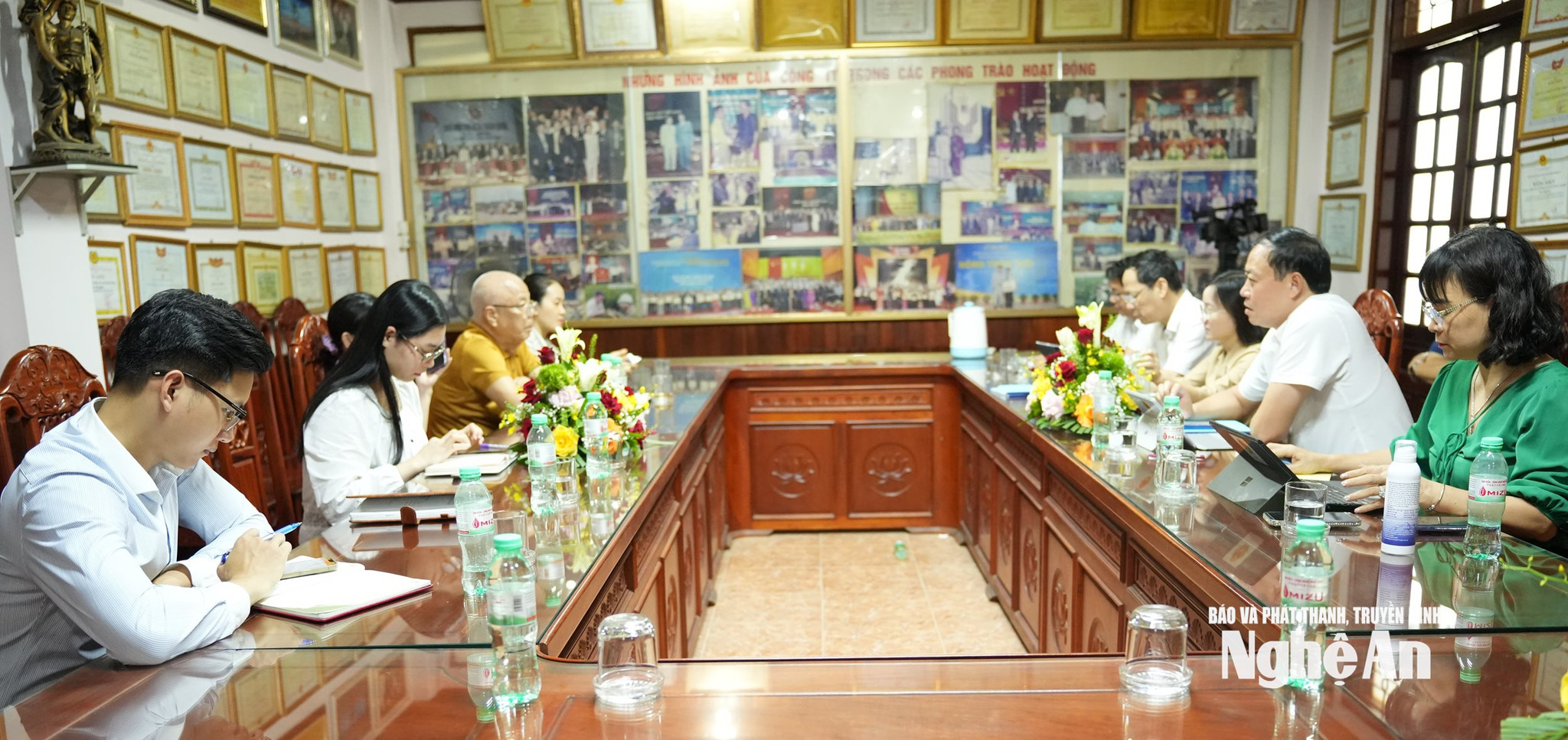 bna_doan-khao-sat-nghe-bao-cao-ket-qua-ve-phat-trien-khoa-hoc-cong-nghe-va-doi-moi-sang-tao-cua-agrimex-nghe-an.-anh-nguyen-toan.jpg