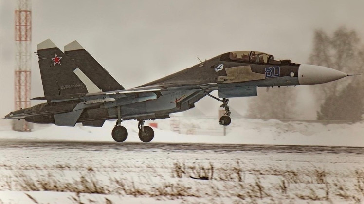 Cận cảnh tiêm kích Su-30SM2 với cấu hình hai chỗ ngồi tối ưu cho nhiệm vụ chỉ huy.