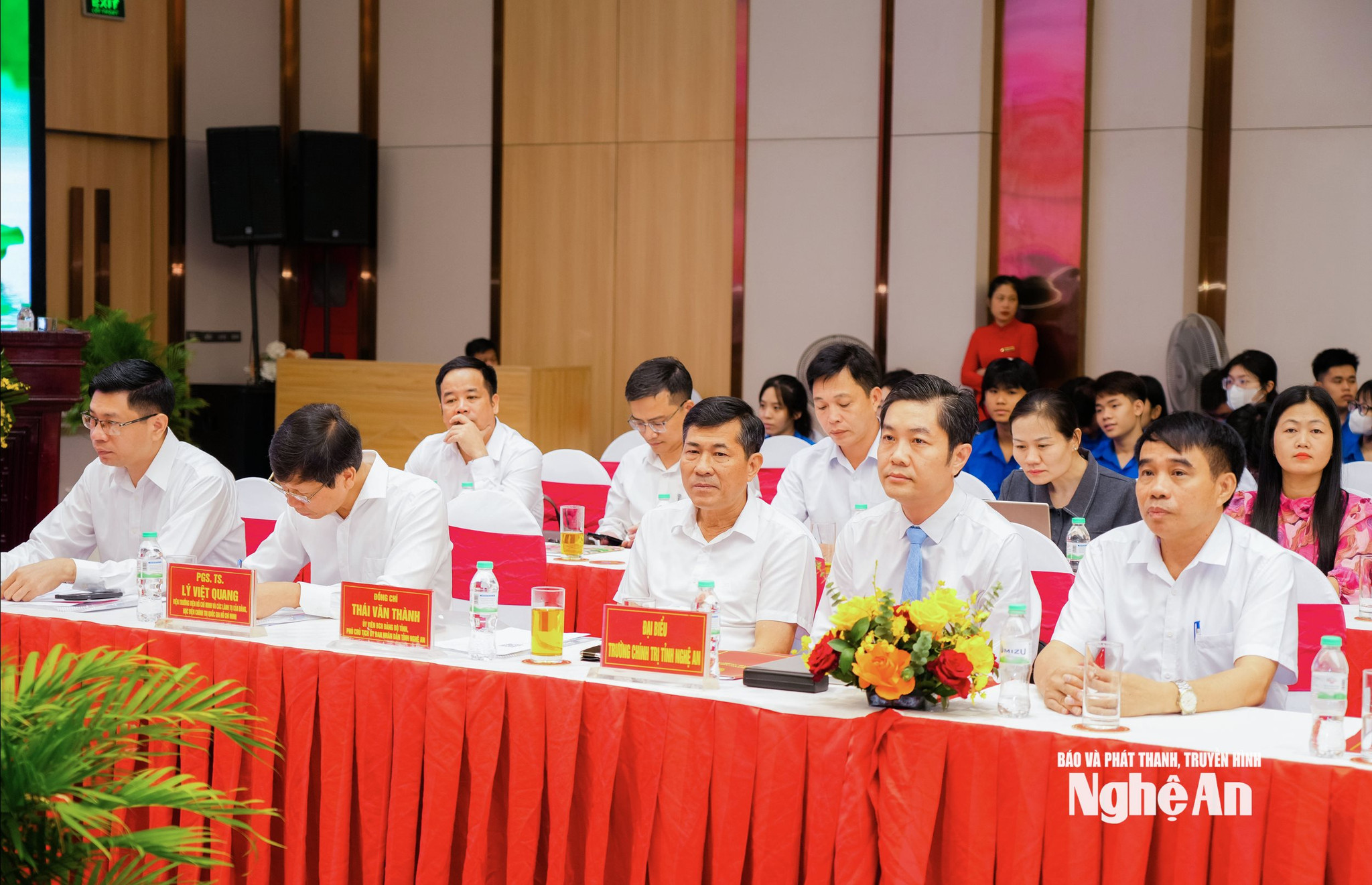 bna_-anh-thay-thanh.jpg