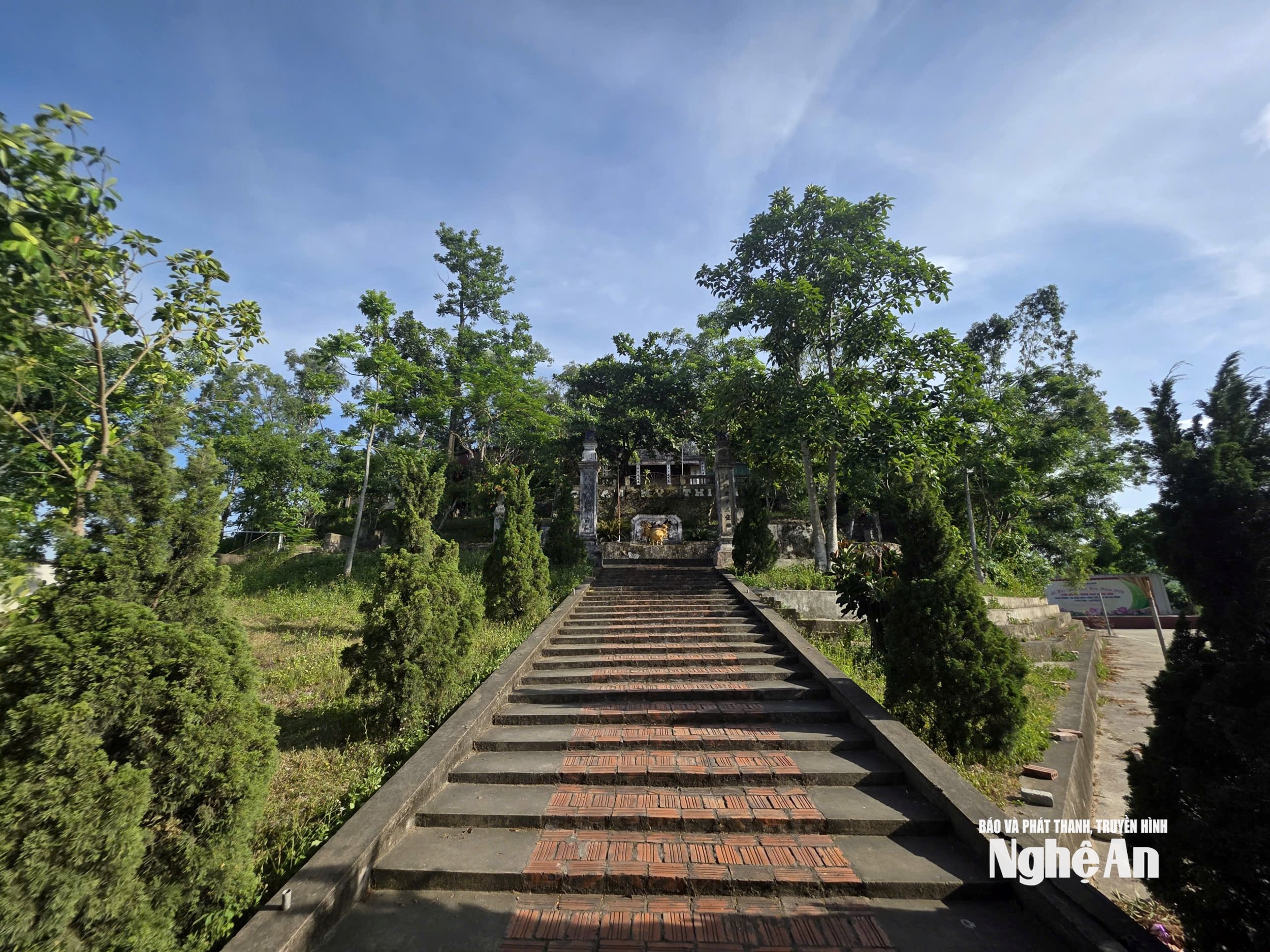 Thay ảnh 1