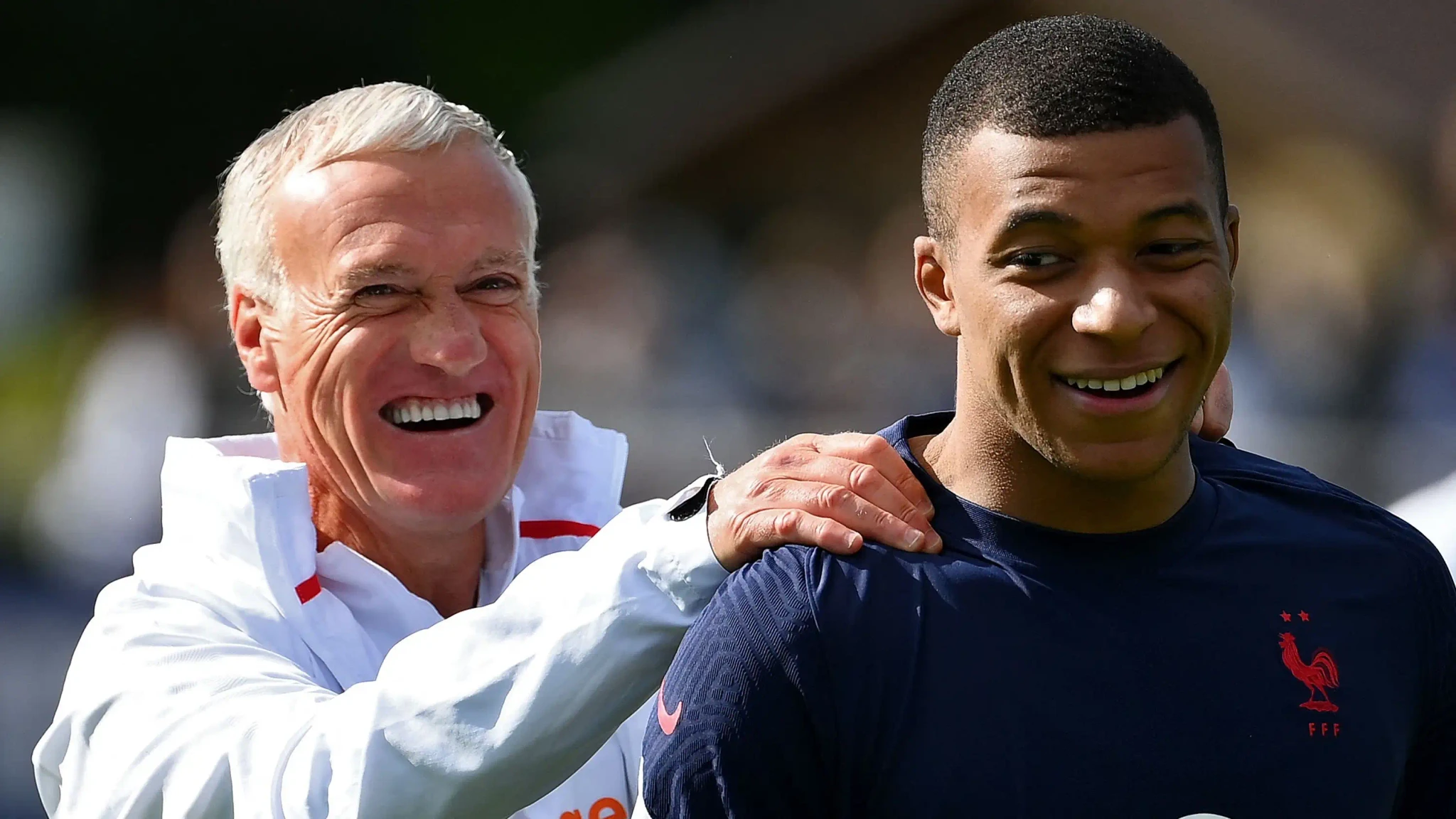 Didier Deschamps tin tưởng giao trọng trách thủ lĩnh cho tiền đạo Kylian Mbappe.