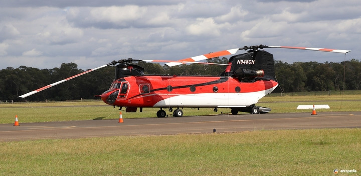 Trực thăng Boeing Vertol 234 Chinook vận hành trên cao