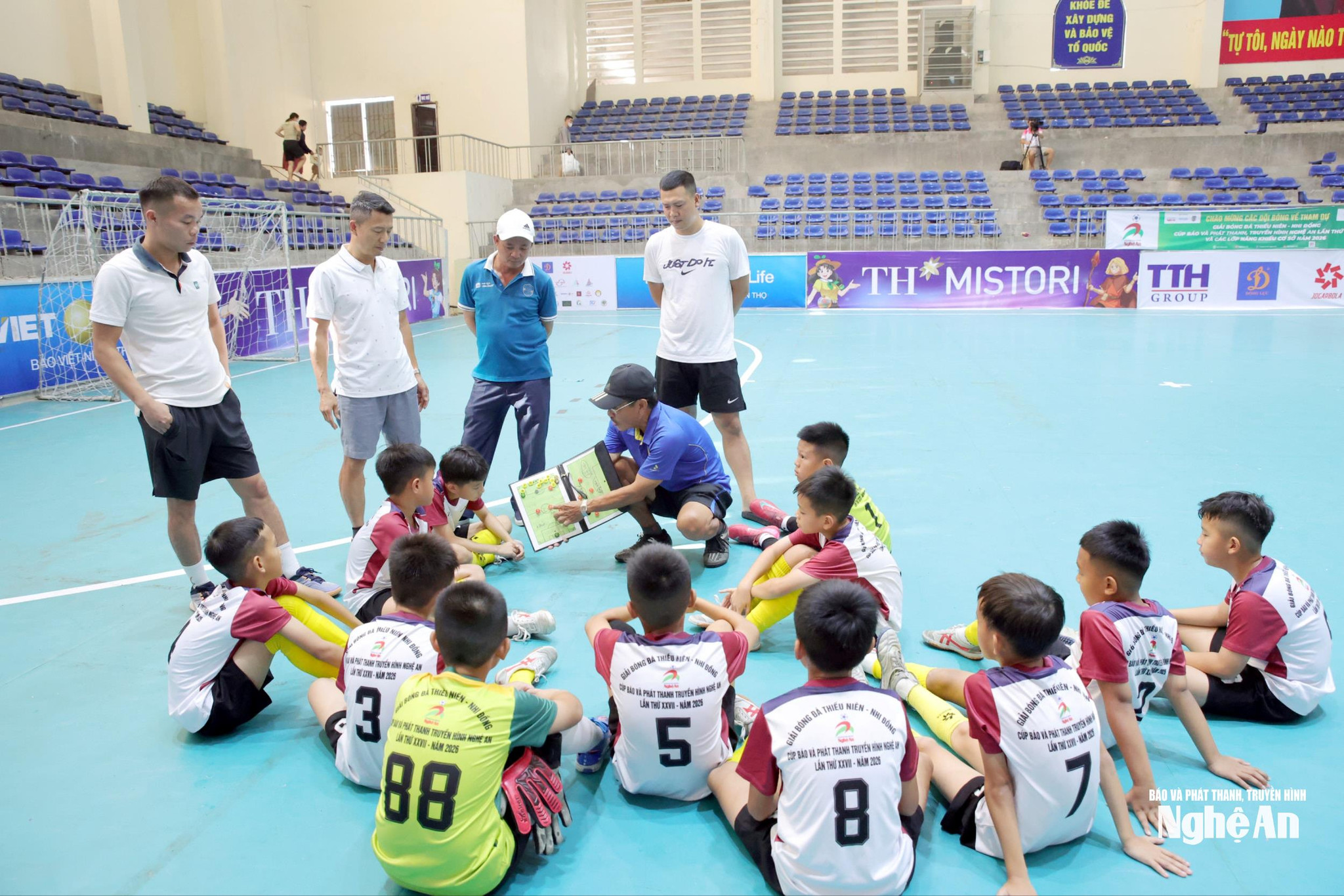 bna_thanh-vinh-nghia-dan4(1).jpg