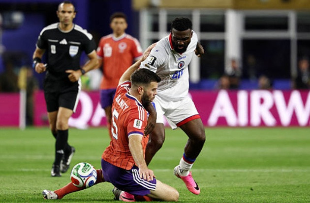 Trung vệ Grant Hanley trong trận gặp Haiti tại World Cup 2026