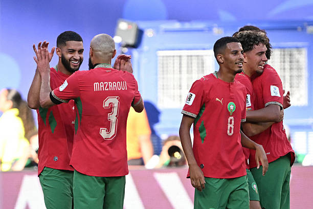 Morocco vượt lên dẫn trước Brazil từ sớm.