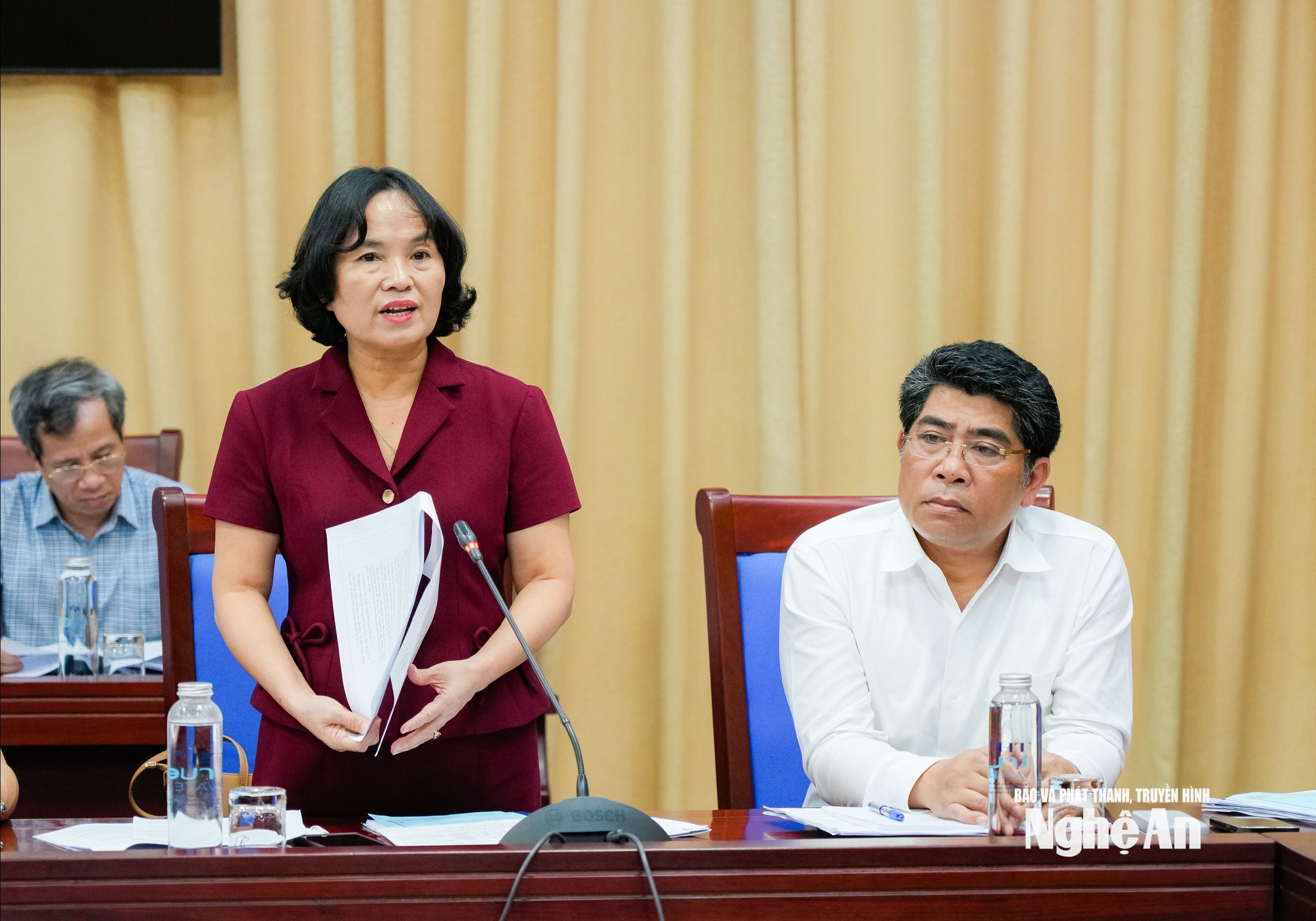  chị nhung