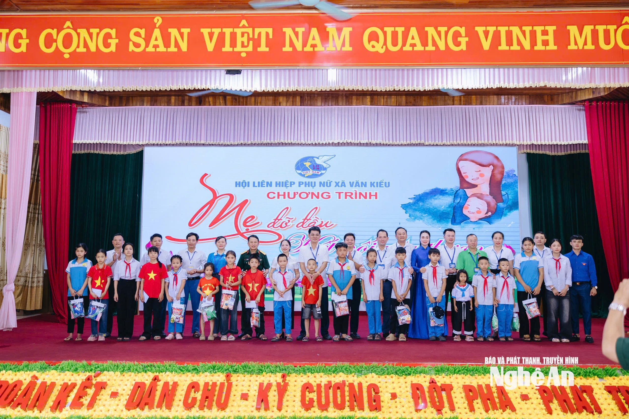Xã Văn Kiều - Chương trình Mẹ đỡ đầu kết nối yêu thương