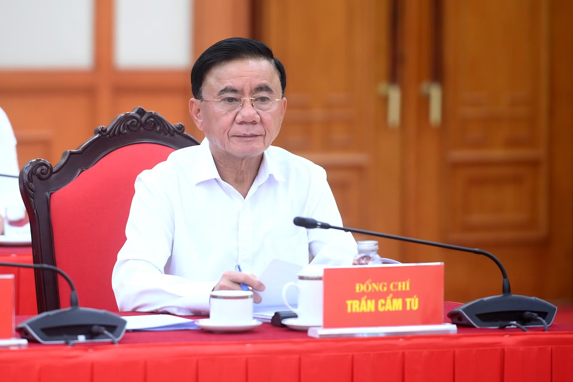 Đồng chí Trần Cẩm Tú, Ủy viên Bộ Chính trị , Thường trực Ban Bí thư tham dự cuộc làm việc. a3-bnd-7059.jpg