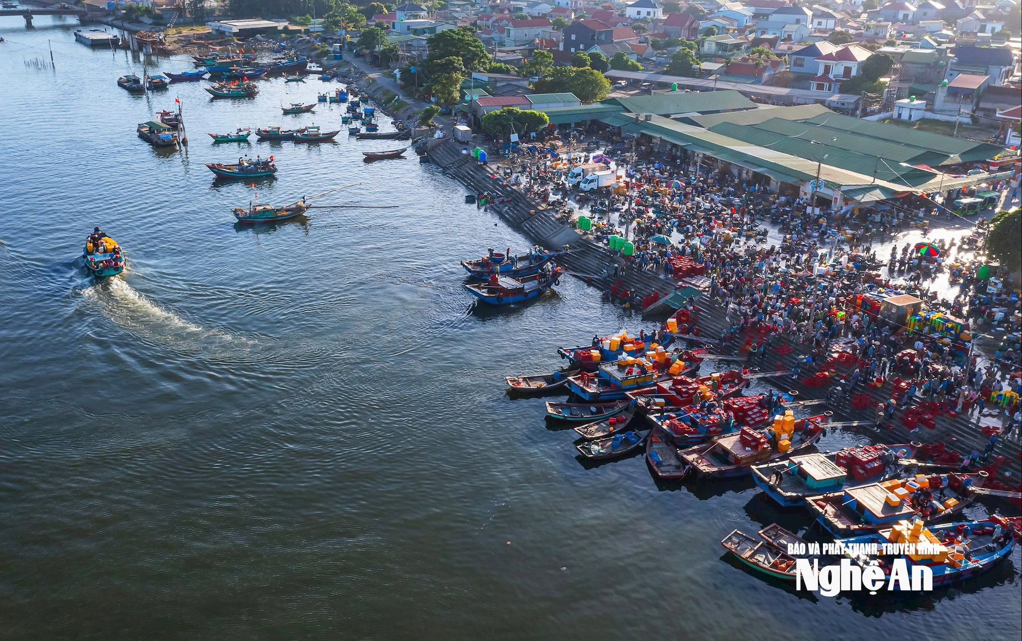 bna_ben-ca-phuong-cua-lo-anh-quoc-dan.jpg