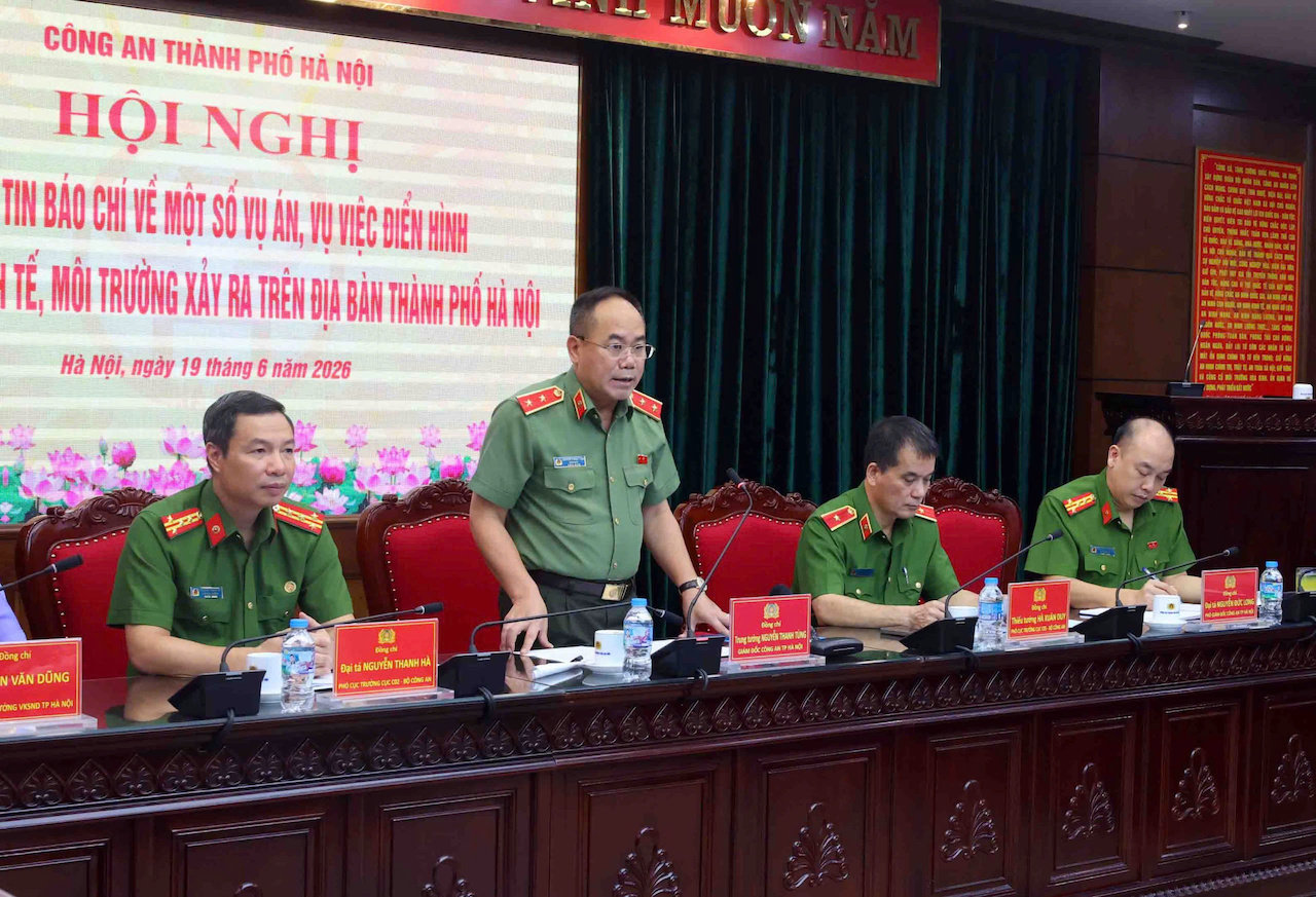 Trung tướng Nguyễn Thanh Tùng kết luận hội nghị và chỉ đạo công tác điều tra