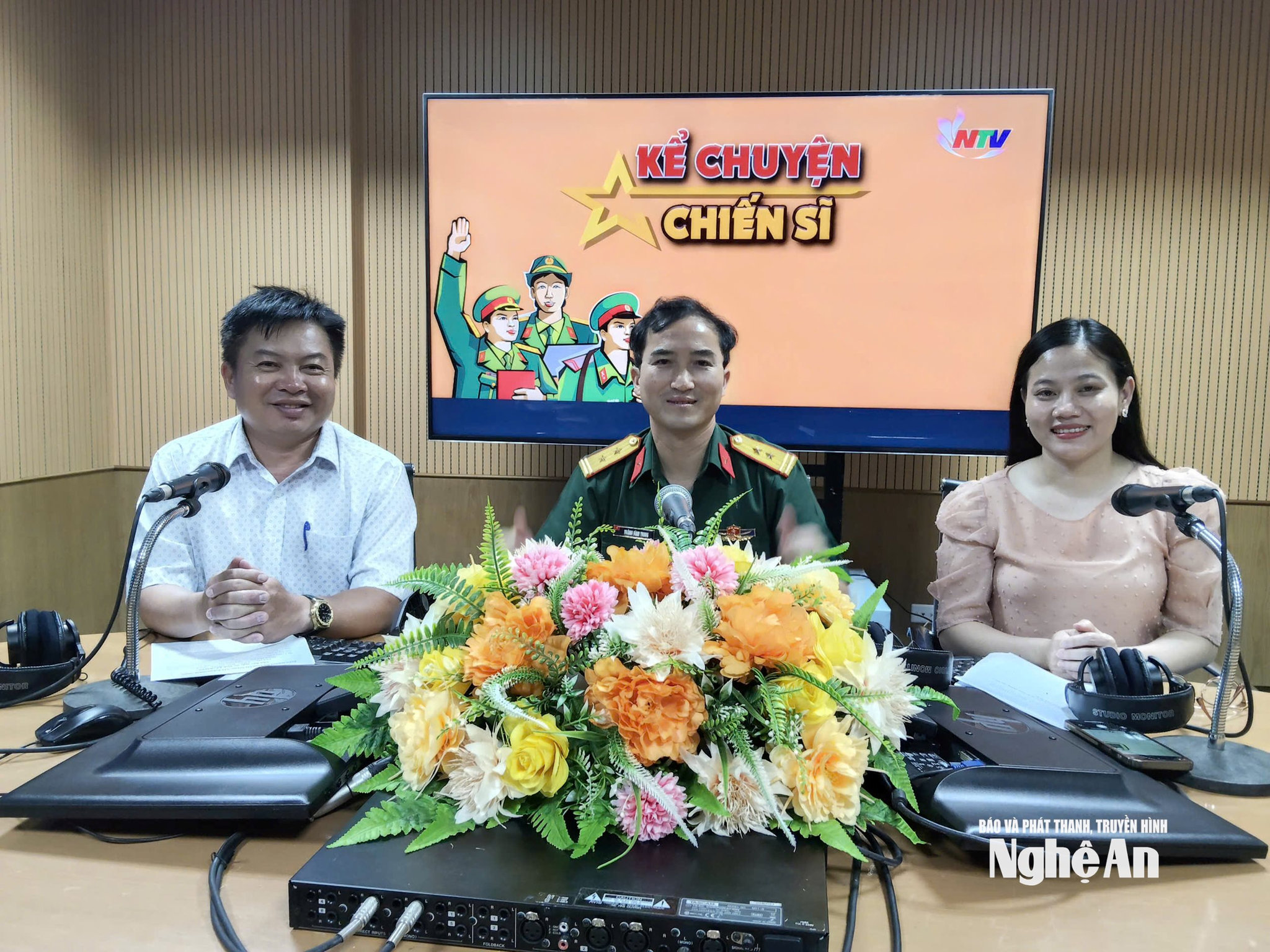 PV Hoang Trung trong mot chuong trinh Talk voi NTV_4