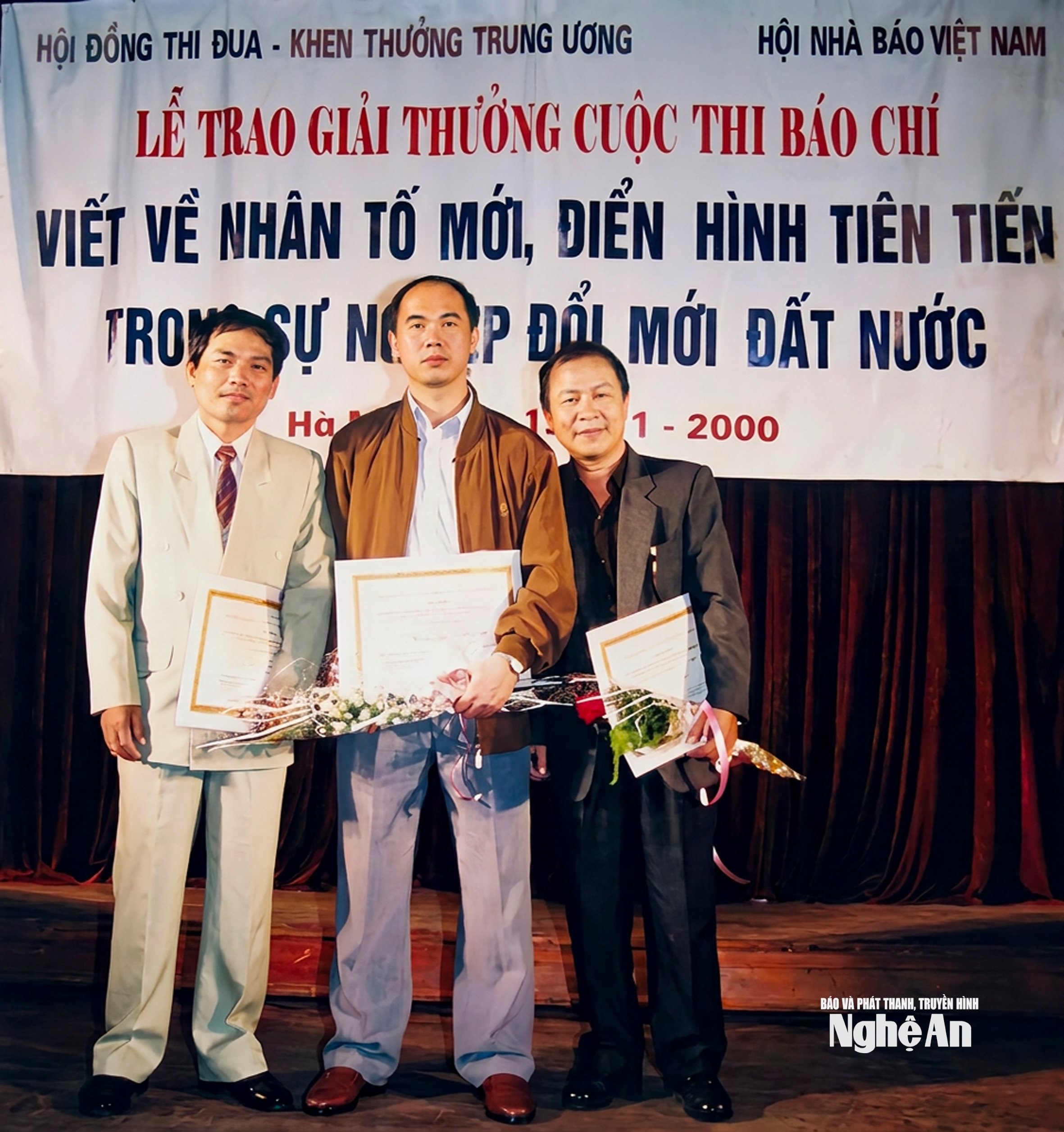 bna_trong-cuoc-doi-lam-bao-cua-minh-nha-bao-bui-sy-hoa-nhieu-lan-dat-duoc-nhung-thanh-tich-cao-trong-cac-giai-bao-chi.jpg