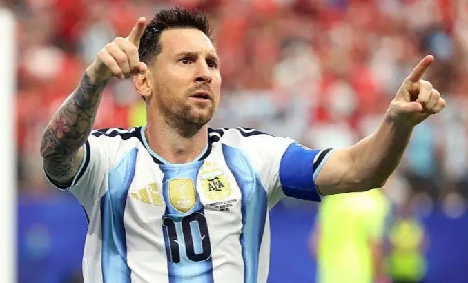 Messi lập kỷ lục mới tại World Cup 2018 sau cú đúp vào lưới tuyển Áo.