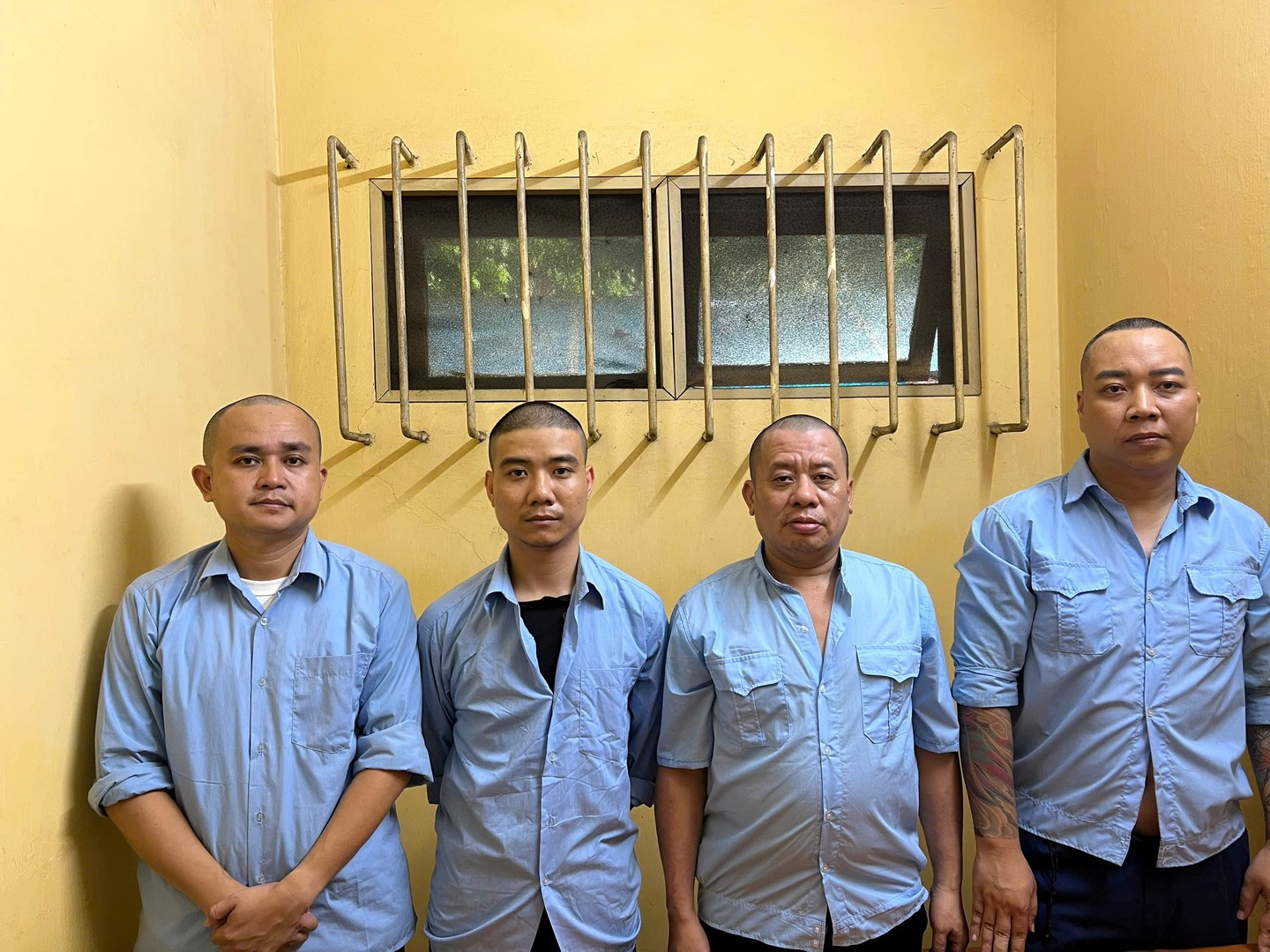 Bốn đối tượng trong đường dây cá độ bóng đá bị bắt giữ tại TP Hà Nội
