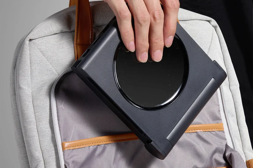 The Jsaux 6-in-1 Gaming Dock can be folded when not in use.