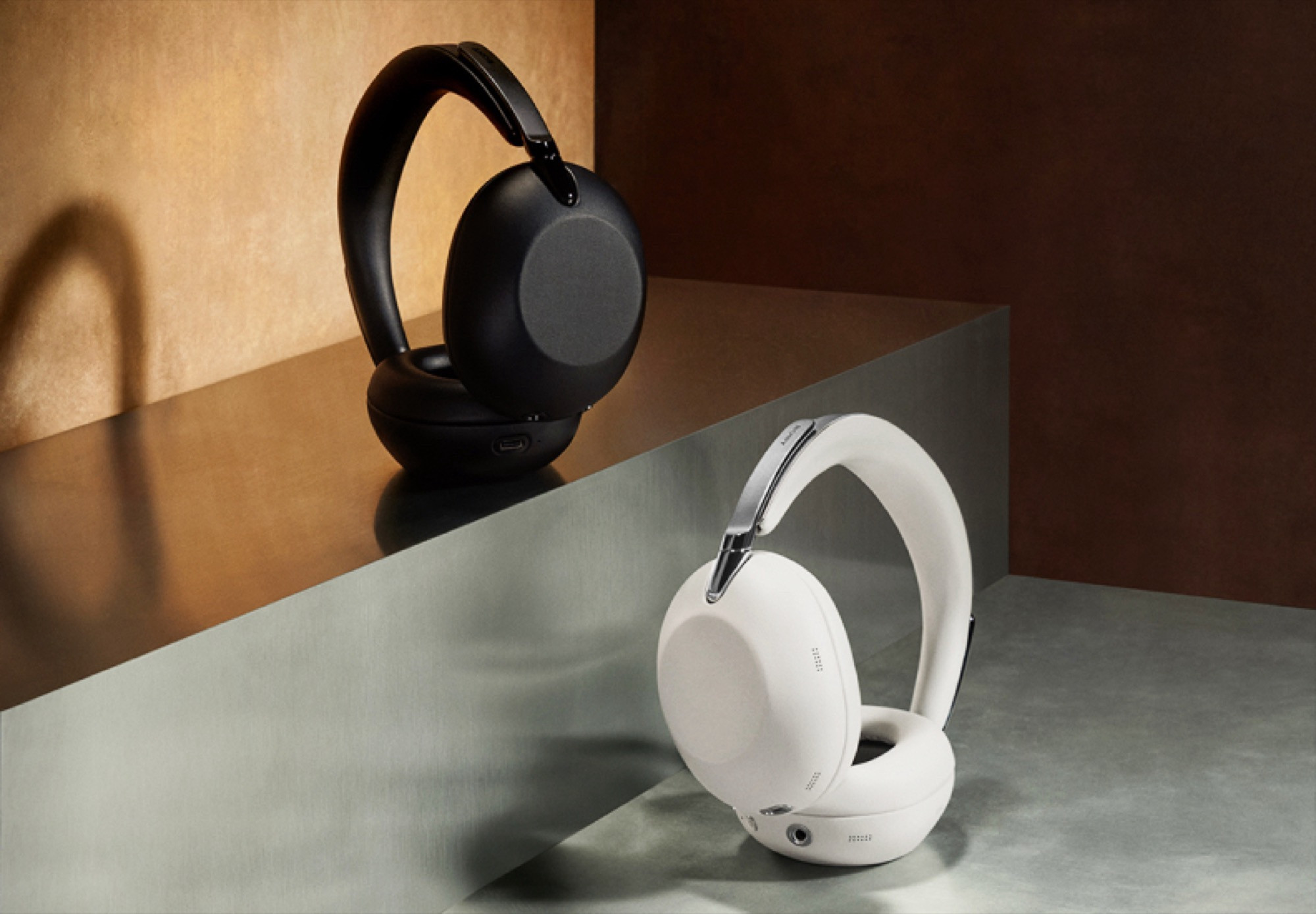 Sony WH-1000XM6 nhận bản cập nhật firmware mới bổ sung chế độ chơi game.