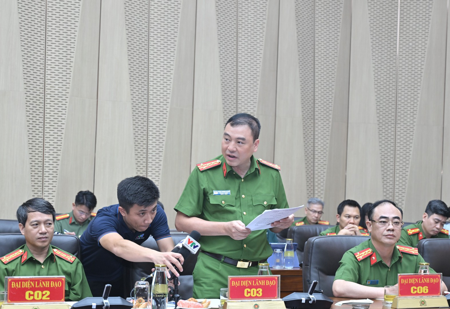 c03.JPG