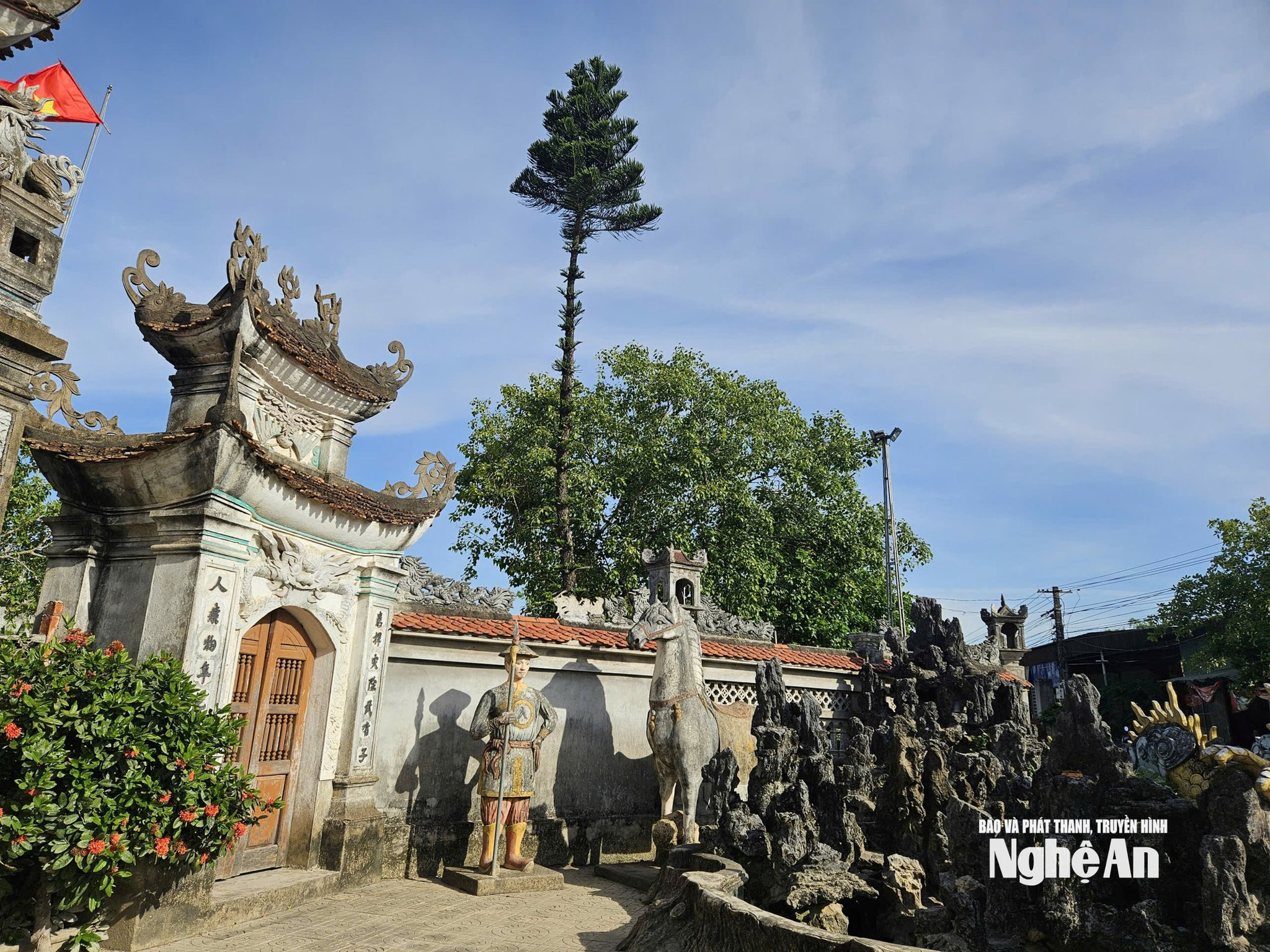 Đinh Bạt8007481591588_bc6ab7b07082fdd89f140ef47b00ab3f