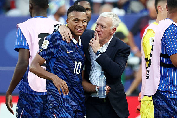 Kylian Mbappe được Didier Deschamps bảo vệ tại World Cup 2026