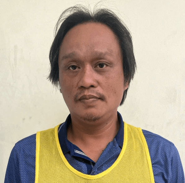 Lực lượng công an làm việc với các đối tượng trong đường dây cá độ bóng đá 3.500 tỷ đồng.