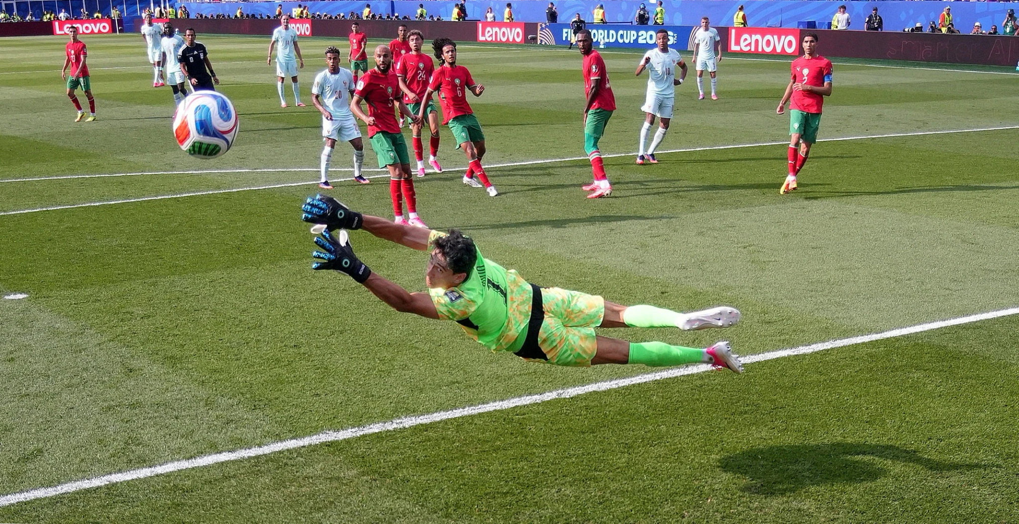 Kylian Mbappe ăn mừng bàn thắng mở tỷ số