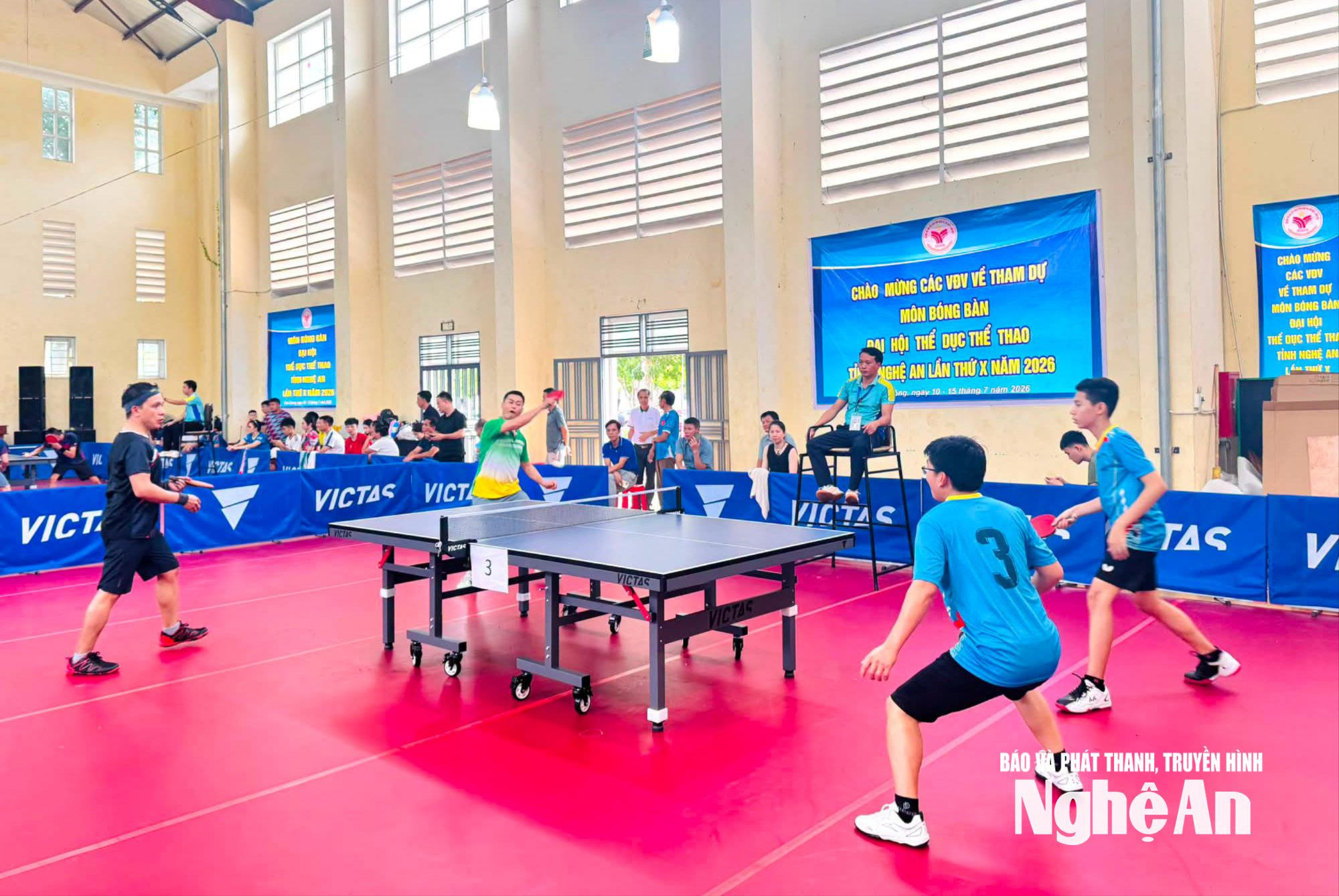 Thi đấu môn bóng bàn tại Đại hội TDTT tỉnh Nghệ An năm 2026.