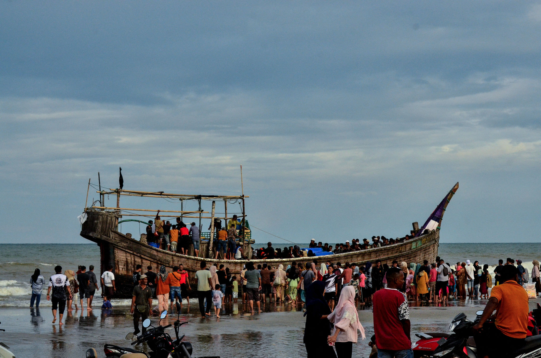 afp__20250129__36wj8qe__v1__highres__indonesiamyanmarrefugeerohingya.jpg