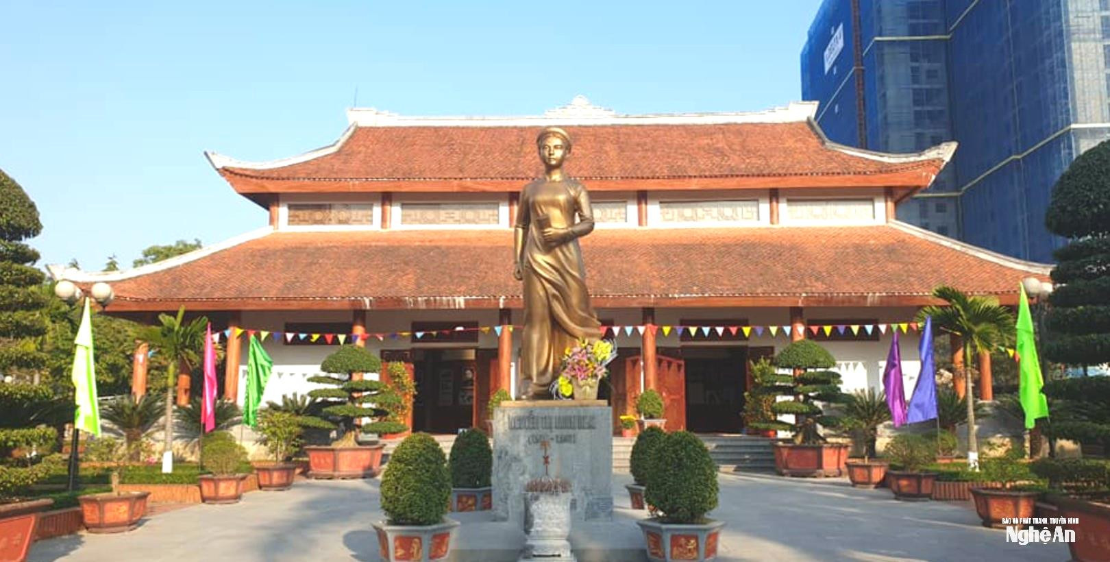 bna_nguuyeenx-thi-minh-khai-dong-chi-cdd38cbaa215580bd9226f3916d9b92c(1).jpg