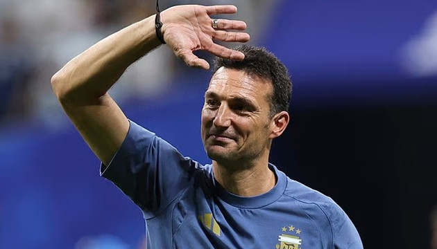 Lionel Scaloni khất phục Thomas Tuchel. (Ảnh: Getty Images)