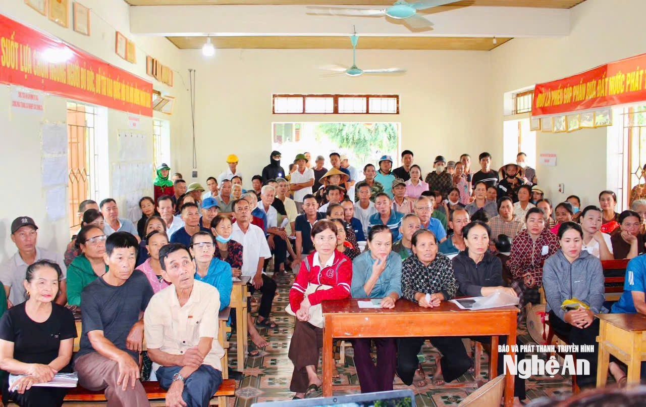 nam tién