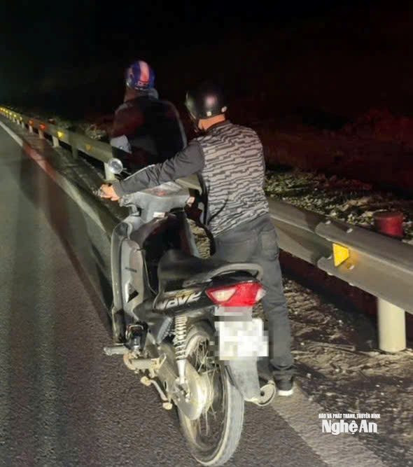 Một trường hợp đi xe máy vào cao tốc được phát hiện kịp thời. Ảnh: P.V