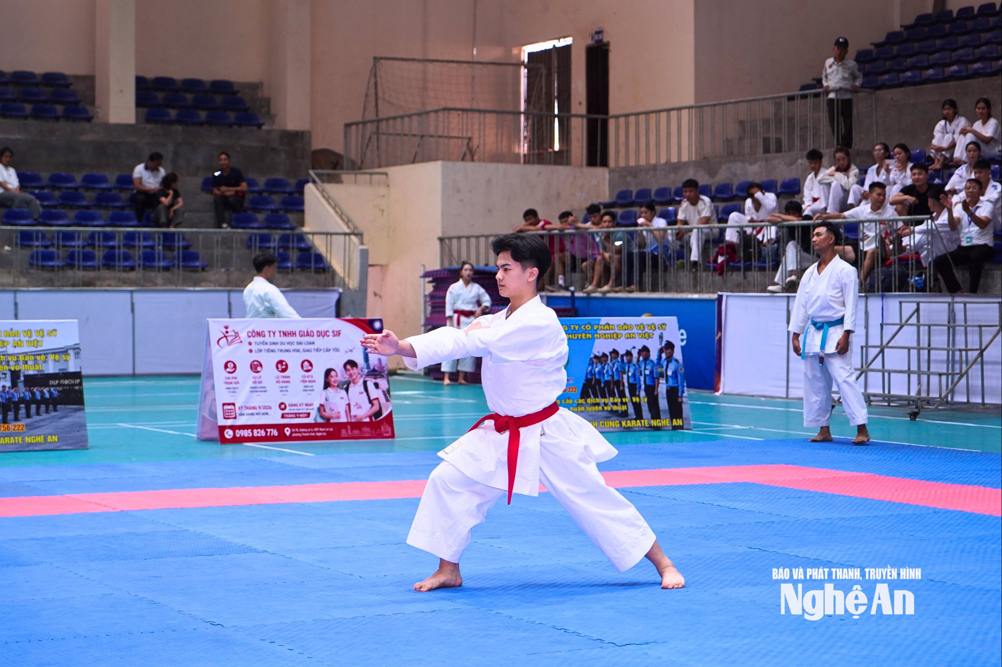 KARATE (2)