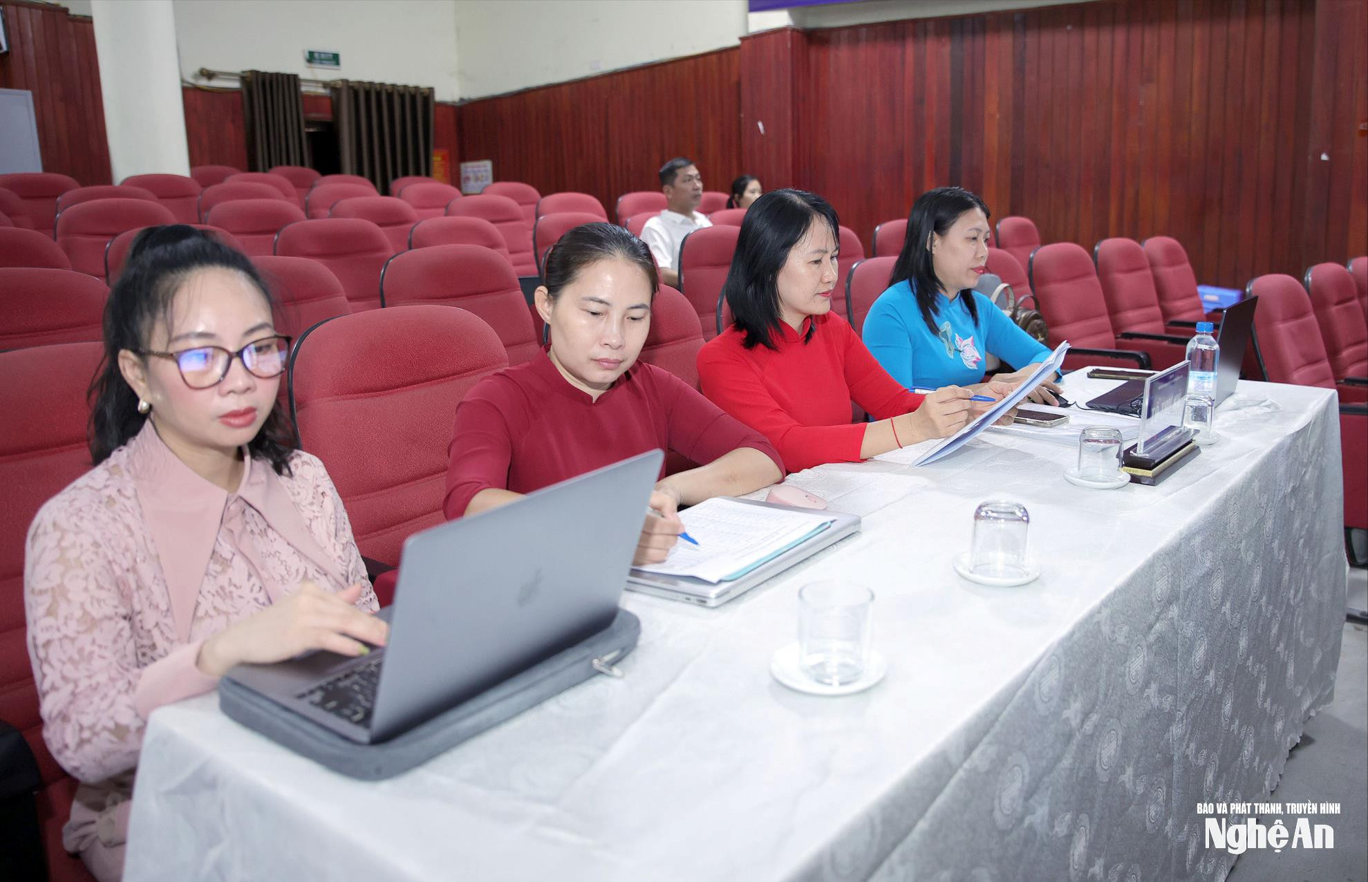 bna_thi-dan-ca-vi-giam-co-quan-4-2-9c88bcc75aa6cac4a3e6fae7bfd2e6a3.jpg