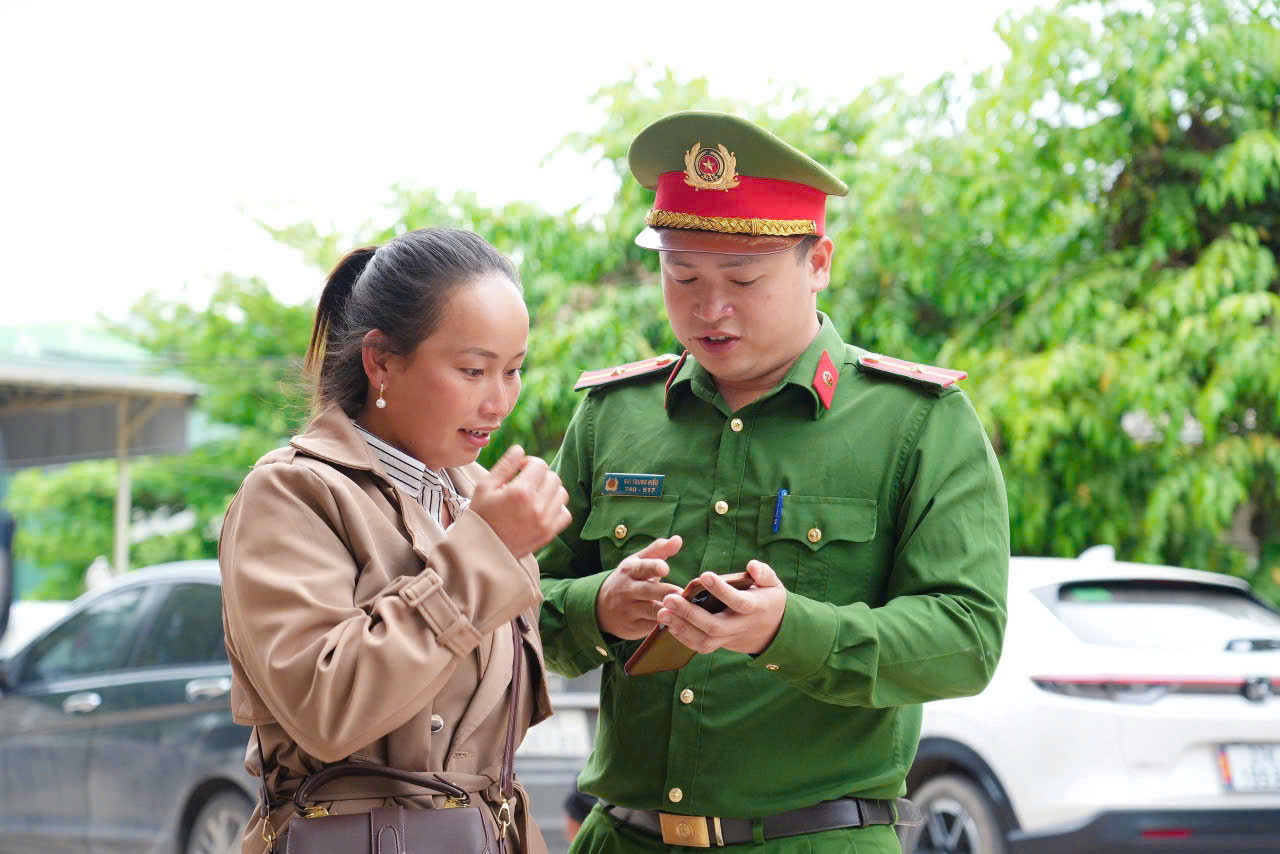 4.ảnh pv