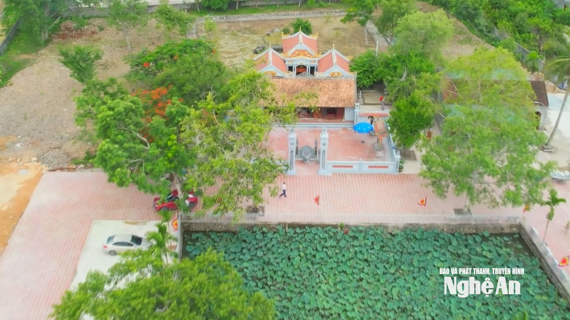 Nhà thờ 