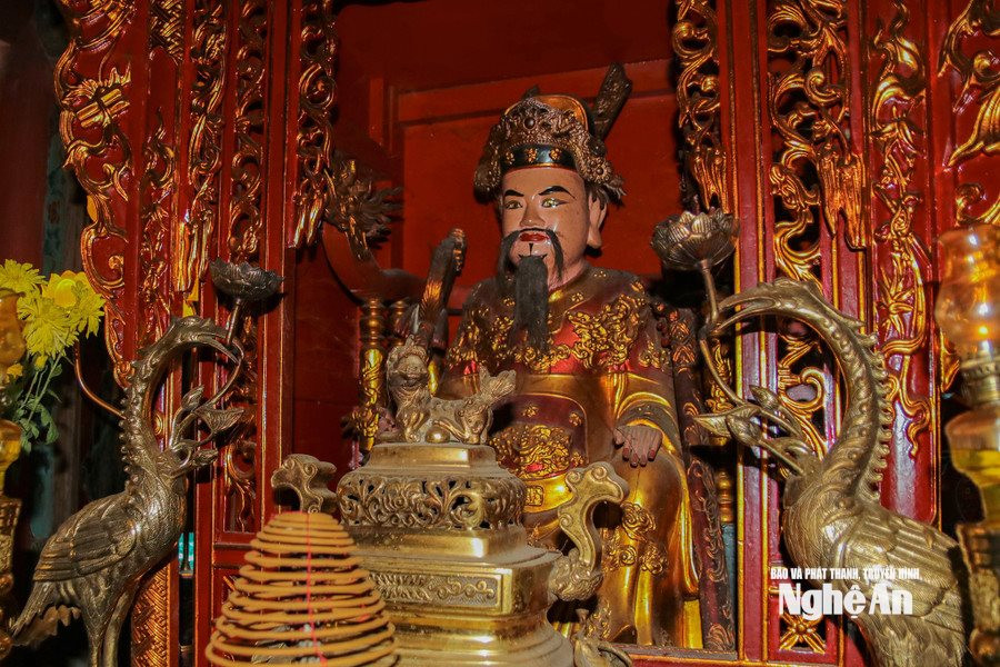 Sát Hải Đại Vương Hoàng Tá Thốn