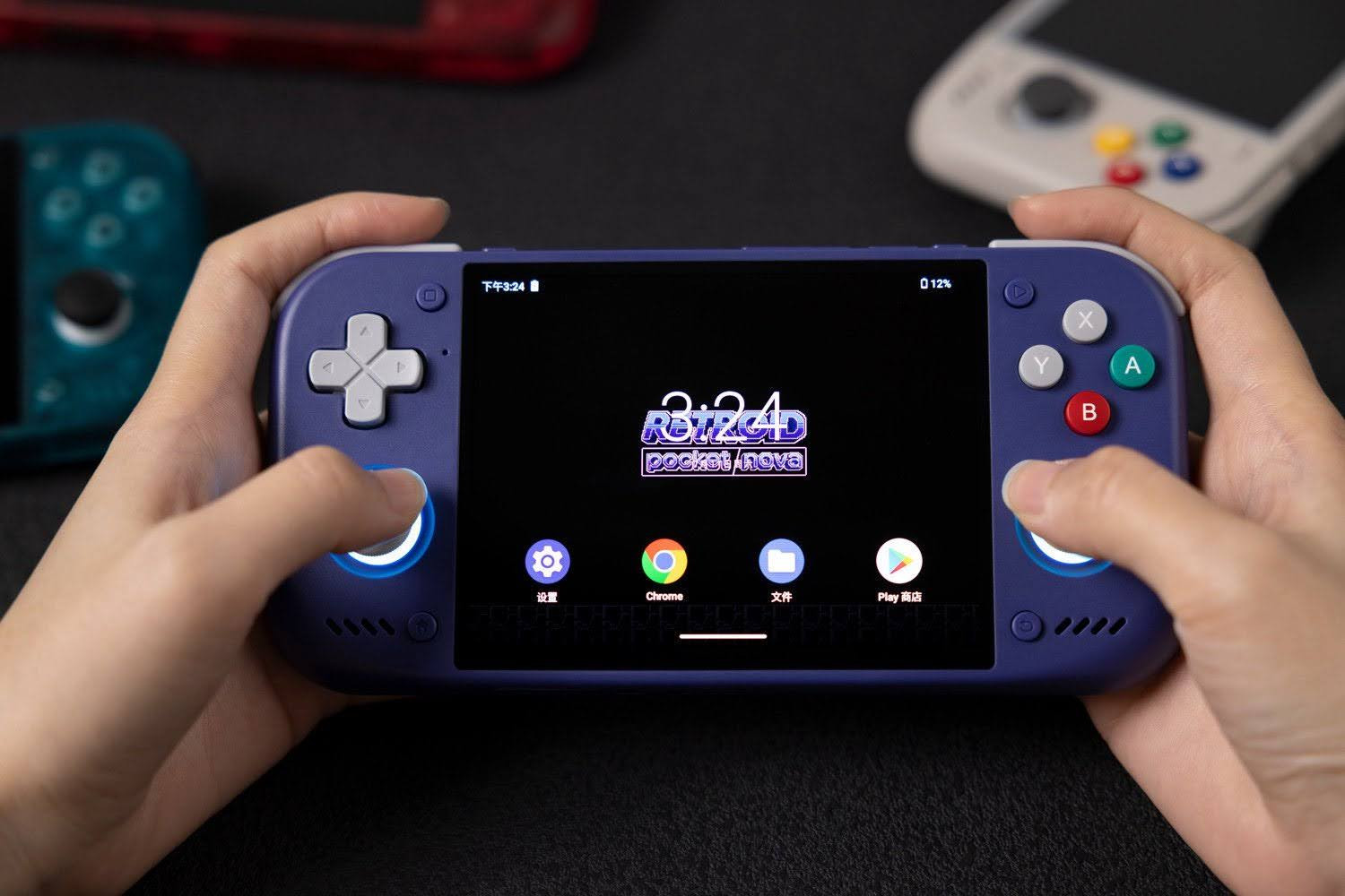 Retroid Pocket Nova là mẫu máy chơi game cầm tay chạy Android