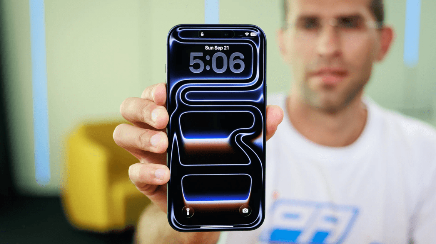 Mẫu điện thoại iPhone 17 Pro Max thế hệ tiền nhiệm
