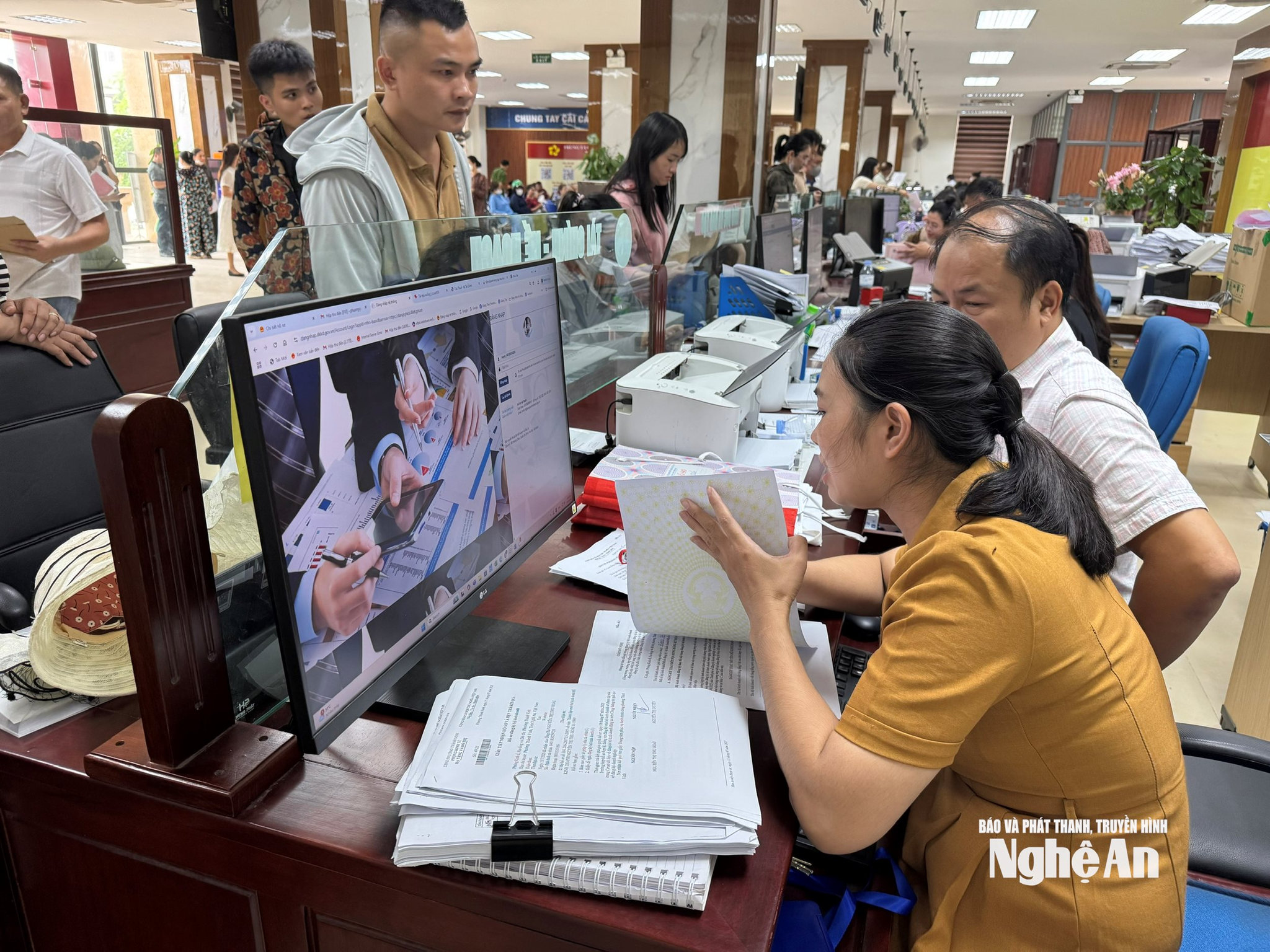  Ảnh Đang ký hộ kd